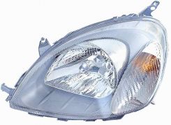 LHD Headlight Toyota Yaris 1999-2003 Right Side 81130-0D011