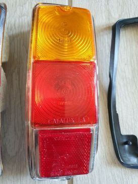 Lentille Feu Arrière Pour Fiat 500 Fl 1965-1975 Côté Droit Catalux