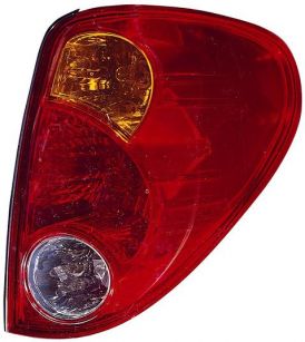 Taillight Mitsubishi L 200 2005 Left Side 8330A155